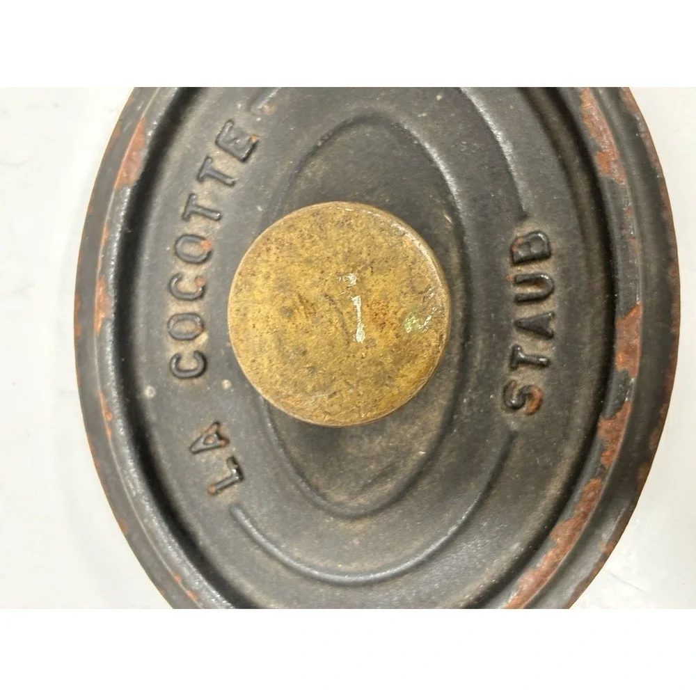 la cocotte staub # 15 lid only 6